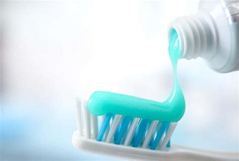 Pros and Cons of Fluoride Toothpaste | All Pro Dental