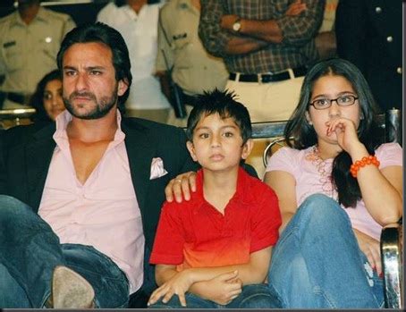 Saif Ali Khan returns to his ex-wife ~ Bollywood Hotshots