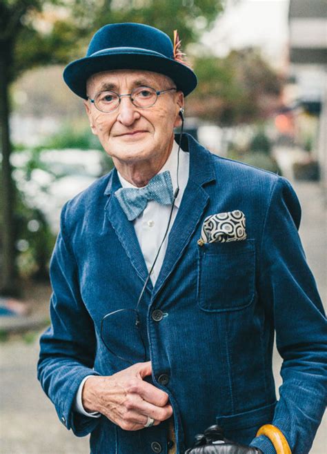 Hip Grandpa Dresses Better Than Most People Half His Age (15 pics)