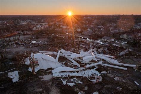 In photos: Town of Mayfield, Kentucky, grieves in tornado aftermath - The Globe and Mail