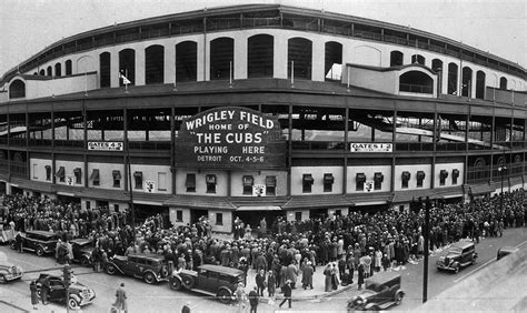 1935 World Series game at Wrigley Field [via Old Ballparks] | Wrigley field chicago, Wrigley ...