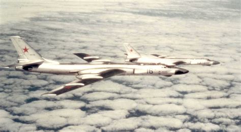 The story of the formation of 75 Tu-16 Badger bombers that avoided collision after flying ...