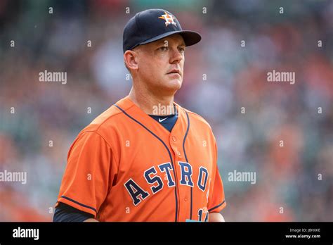 Houston, TX, USA. 9th June, 2017. Houston Astros manager A.J. Hinch (14) heads to the dugout ...