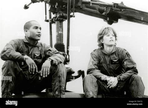 Seth Gilliam and Meg Ryan in the movie Courage Under Fire, 1996 Stock Photo - Alamy