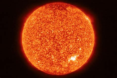 NASA releases closest-ever photos of the sun’s surface