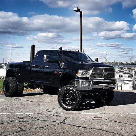 #ram #3500 #cummins #turbodiesel #10 #inch #lift #38s #fuelwheels #nittotires @ram_dually ...