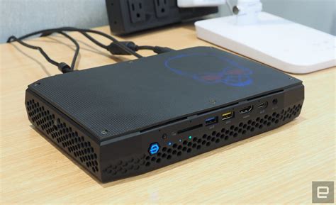 Intel’s Hades Canyon NUC is a tiny gaming powerhouse | Engadget