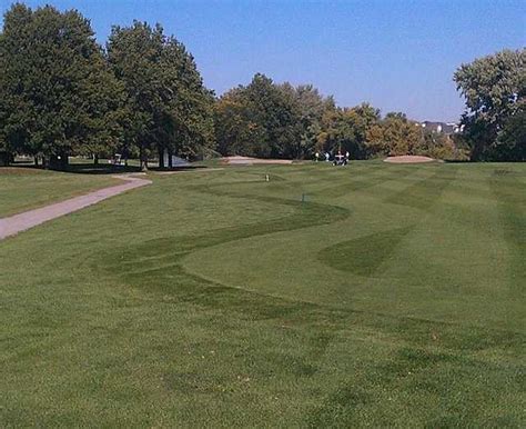 Miracle Hills, Omaha, Nebraska - Golf course information and reviews.