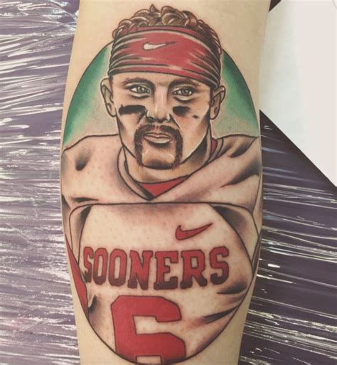 College football fan gets cringeworthy tattoo thanks to a Twitter bet ...