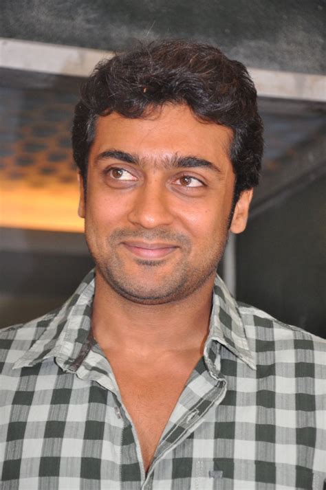 Hot Tamil Actress 2012: surya new photo