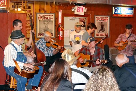 9 Real Country Music Experiences in Nashville - Where to Find Nashville’s Best Live Music and ...