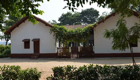 Sabarmati Ashram 2022: Know All About This Historical Wonder