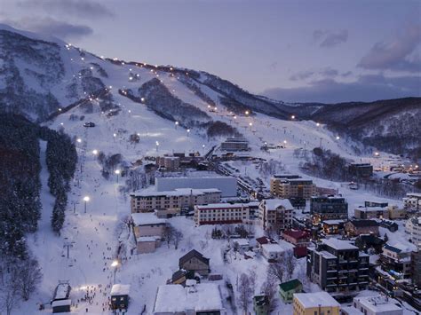 8 best snow and ski destinations in Japan