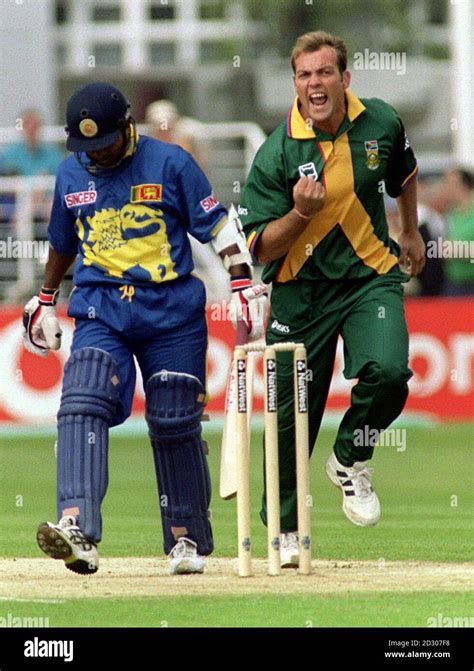 Jacques kallis south africa celebrates wicket attapattu sri lanka hi ...