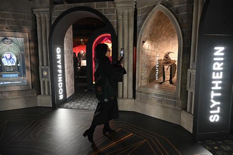 Immersive World of Harry Potter Exhibition Enchants New York But Only ...