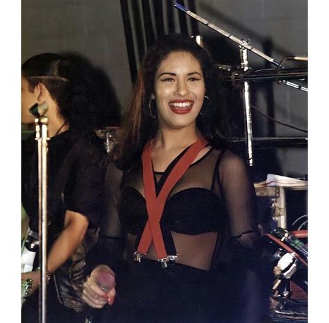 Rare Selena Quintanilla Smile, Her Smile Was Everything ...