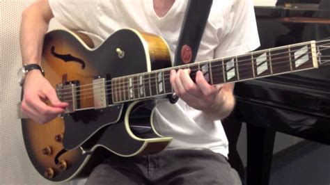 15 Jazz Guitar Licks Lesson - YouTube