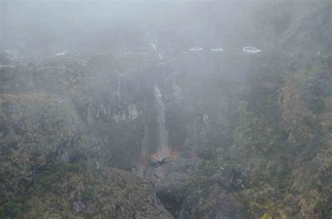 Nevado del Ruiz: Visiting a Volcano (Colombia) - Nomadic Niko