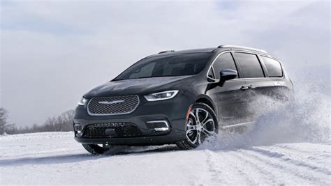 2023 Chrysler Pacifica Images | Best Luxury Cars