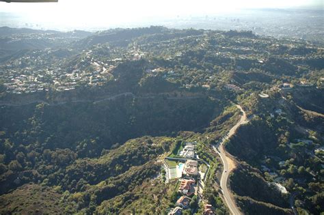 Laurel Canyon, Los Angeles | Laurel canyon, Canyon, Travel around the world