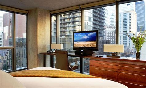 Best Chicago Hotels with View - Go Visit Chicago