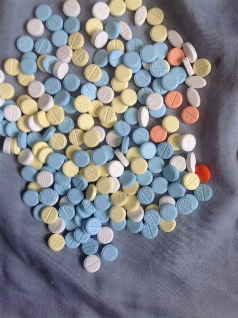 Ativan 2mg on top. Valium 10s n 5s, Mogodon 10mg, clonazepam 0.5mg, with | Drugs-Forum