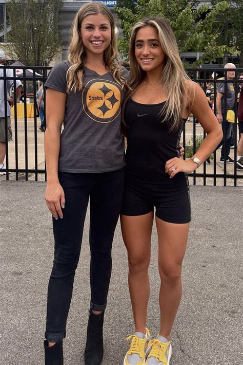 Kenny Pickett’s fiancée, Amy Paternoster, hangs with TJ Watt’s wife during Steelers opener