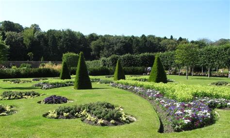 Bangor Castle and Castle Park - Experience Northern Ireland