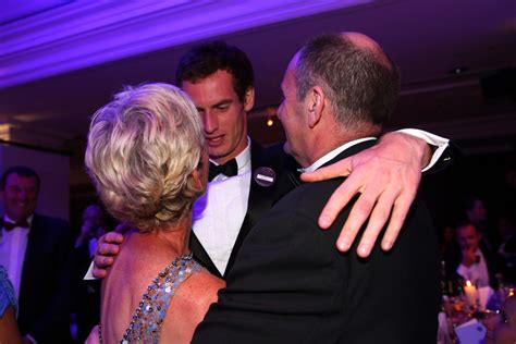 Andy Murray Celebrates 'Pinnacle' Of Tennis Career With Mum And Dad ...