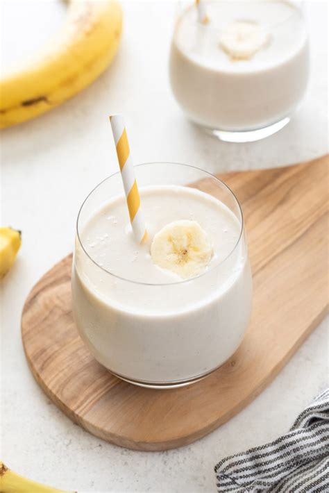 Easy Banana Smoothie Recipe