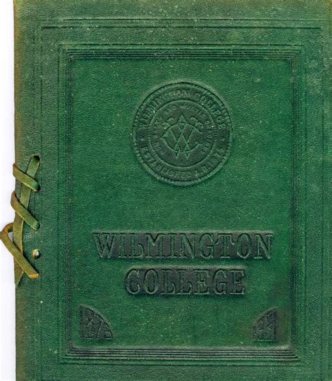 Wilmington College – The Intercollegiate Registry of Academic Costume