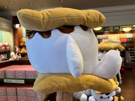 Disney Munchling Plush Characters Hit The Shelves at Walt Disney World ...