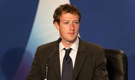 Mark Zuckerberg: Age, Net Worth, Family, and Facebook History - Chia Sẻ ...