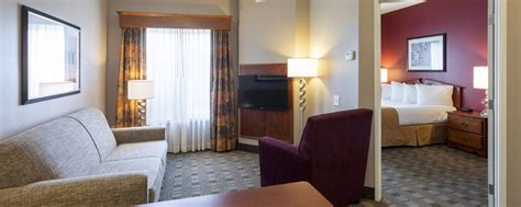 Hotels in Ames Iowa | GrandStay® Hotel & Suites Ames Iowa Hotels