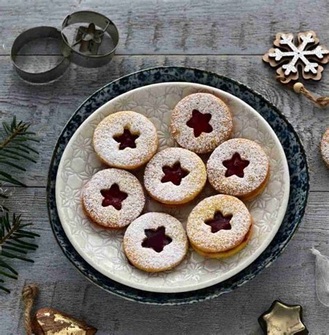 Linzer Christmas Cookies – Czech Linecké Cukroví | Cook Like Czechs