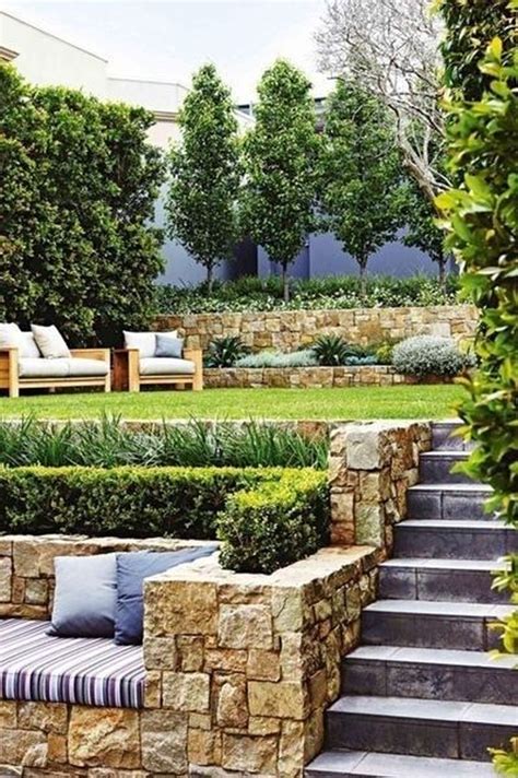 20+ Front Yard Terraced Landscaping – DECOOMO