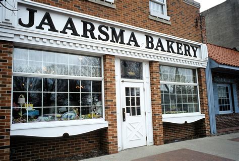 Jaarsma Bakery | Roadfood