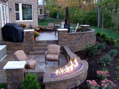 How to Build a Raised Patio with Retaining Wall Blocks