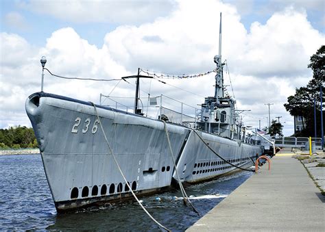 USS Silversides Submarine Museum :: Museum Finder, Guide, Ra | Radiomuseum