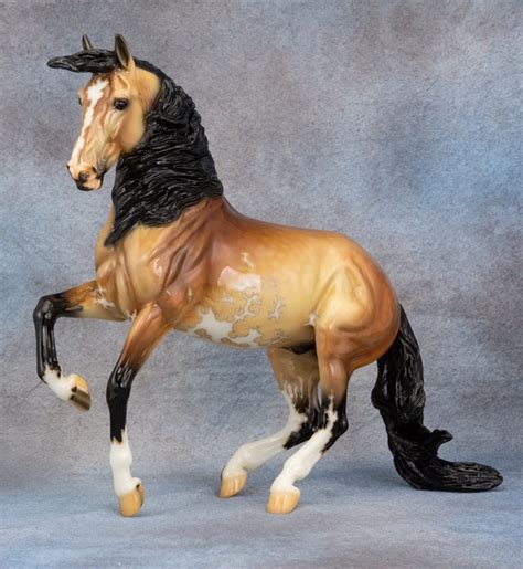 The Breyer Model Horse That Sold for $22,000 - The Plaid Horse Magazine