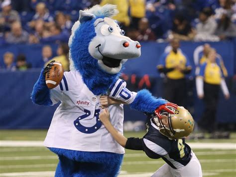 Being Blue: The man behind the Colts’ mascot | Fox 59