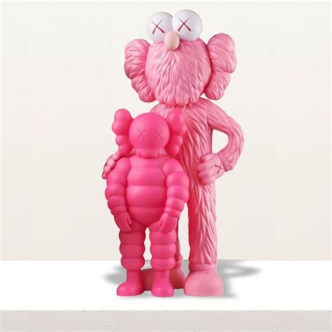 Kaws Family Pink (Kaws Family companion) by Kaws, 2021 | Design | Artsper (1823385)