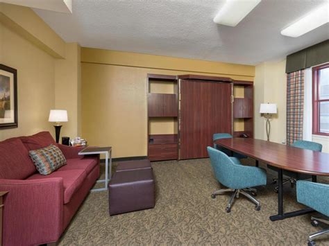 Hampton Inn Indianapolis Downtown Across From Circle Centre in ...