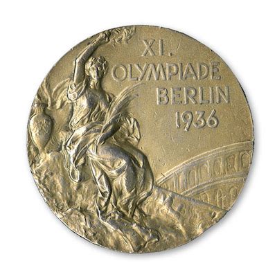 One of Jesse Owens’ famed 1936 Berlin gold medals is up for auction - Yahoo Sports