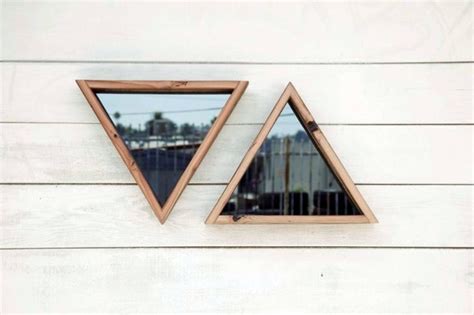 Triangular windows darken – window blinds or window films apply | Interior Design Ideas | AVSO.ORG