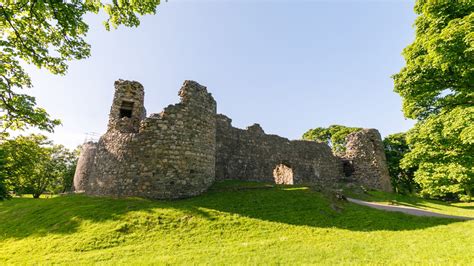 Old Inverlochy Castle Visits & Tours | Full Castel History