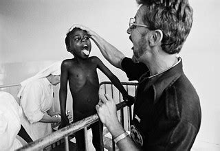 Red Cross Medic in Zimbabwe 1979 | Zimbabwe, 1979. An ICRC d… | Flickr