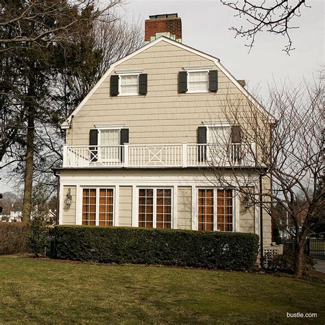 The Amityville Horror House in Toms River, NJ (5 Photos)