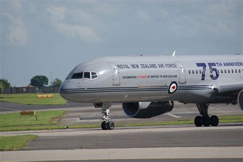 Royal New Zealand Air Force Boeing 757 | New zealand, Boeing, Aircraft ...