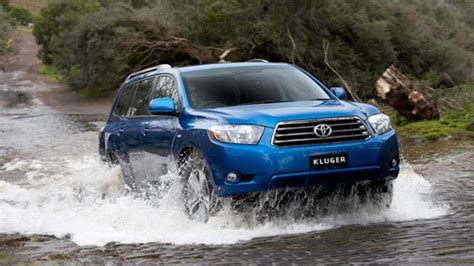 Toyota Kluger Off Road - amazing photo gallery, some information and specifications, as well as ...